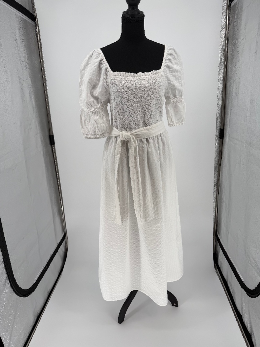 Peyton & Parker 100% Cotton White Smocked Bodice Puff Sleeve Midi Dress Size M